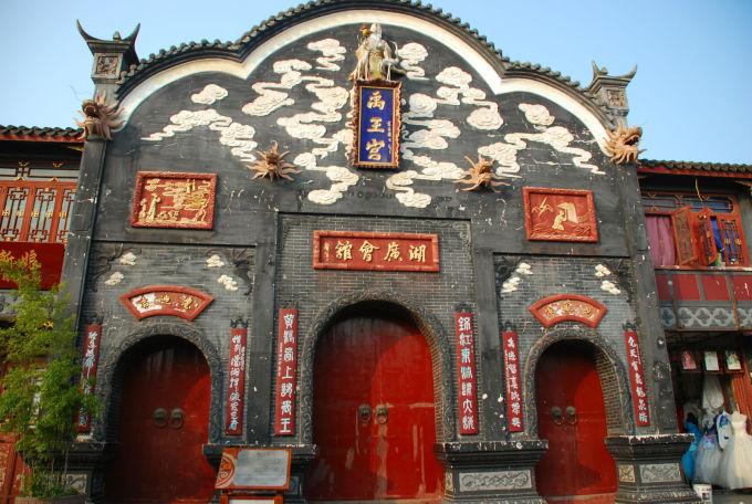 阿斯：以拉波尔塔为首的巴萨6人委员会将负责选出新任主教练